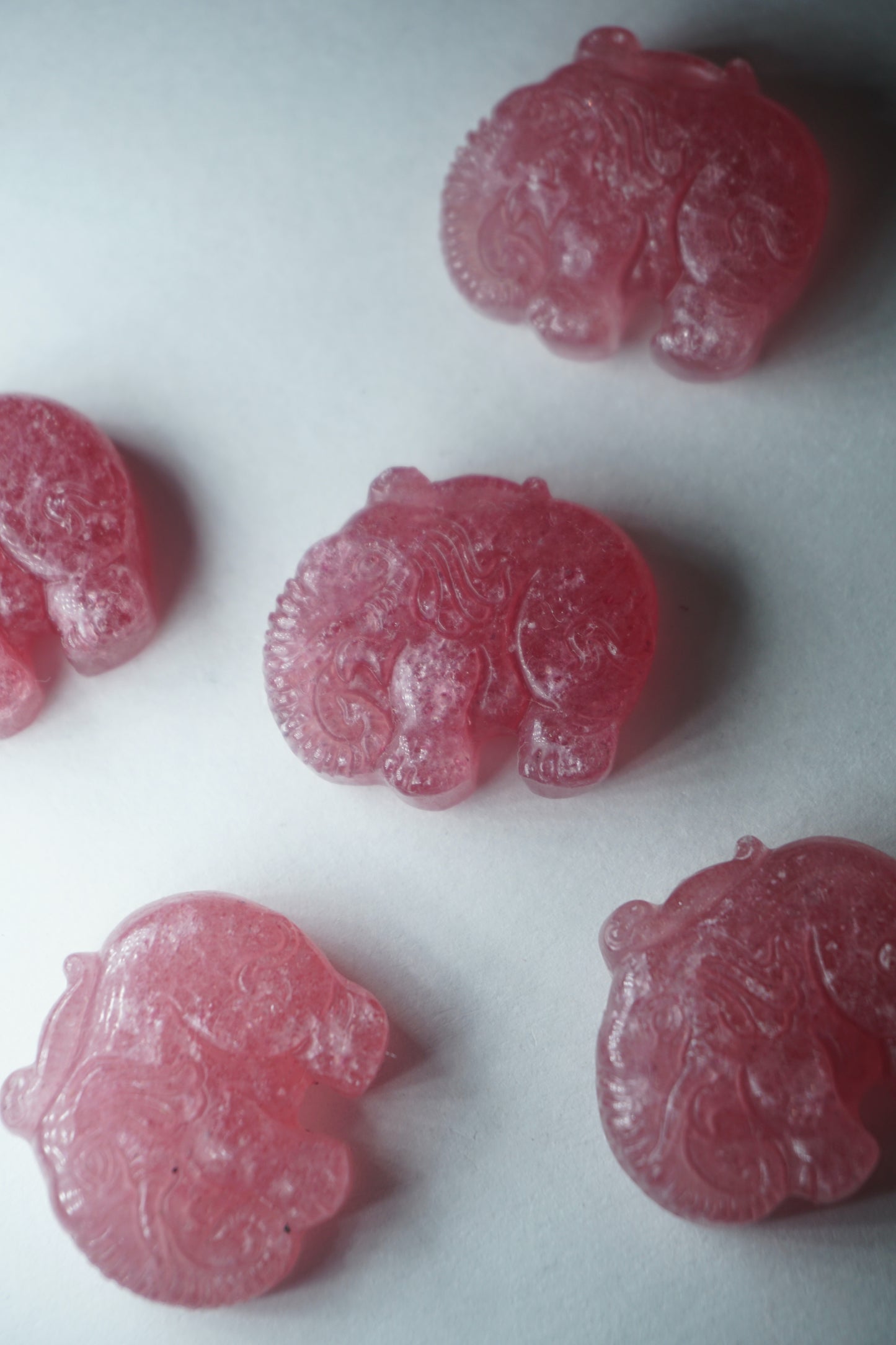 Strawberry Quartz: Embodying a high love frequency and a strong energy to generate a flow of happiness and joy. It is beneficial to ease your emotions and provide comfort during life changes.